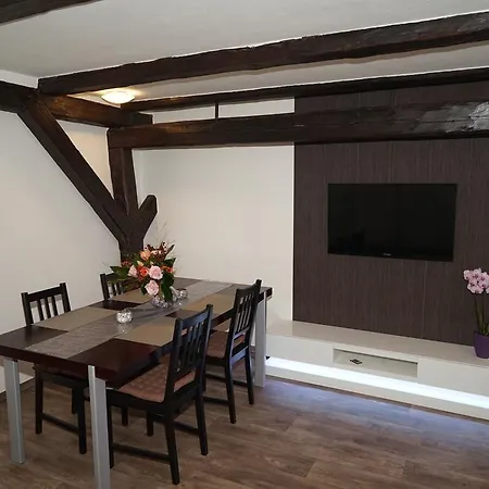 Appartement Kaufmannshaus Anno 1613 *